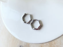 Load image into Gallery viewer, Silver Hexi Huggies