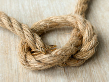 Load image into Gallery viewer, Lasso Ring