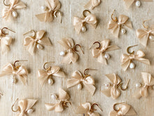 Load image into Gallery viewer, Loralee