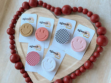 Load image into Gallery viewer, Be Mine Phone Grip