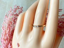 Load image into Gallery viewer, Lizzy