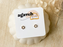 Load image into Gallery viewer, Winifred