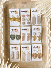 Load image into Gallery viewer, Lush