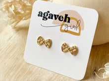 Load image into Gallery viewer, Poppelle Studs