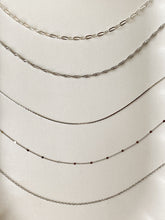 Load image into Gallery viewer, Simply Necklace