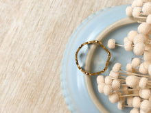 Load image into Gallery viewer, Vala Ring