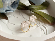 Load image into Gallery viewer, Floral Halo Studs