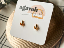 Load image into Gallery viewer, Penguin Studs
