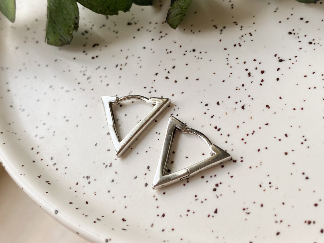 Triangle Hoops