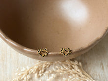 Load image into Gallery viewer, Onyx Heart Studs
