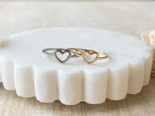Load image into Gallery viewer, Velvet Ring
