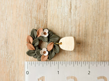 Load image into Gallery viewer, Magnolia Wreaths
