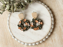 Load image into Gallery viewer, Magnolia Wreaths
