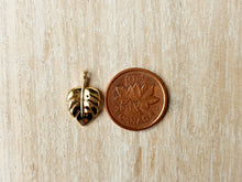 Load image into Gallery viewer, Charms 2
