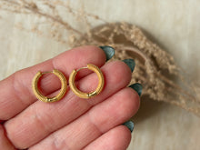 Load image into Gallery viewer, Tori Hoops
