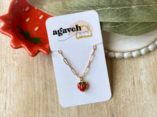 Load image into Gallery viewer, Shortcake Necklace
