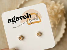 Load image into Gallery viewer, Everwhite Studs
