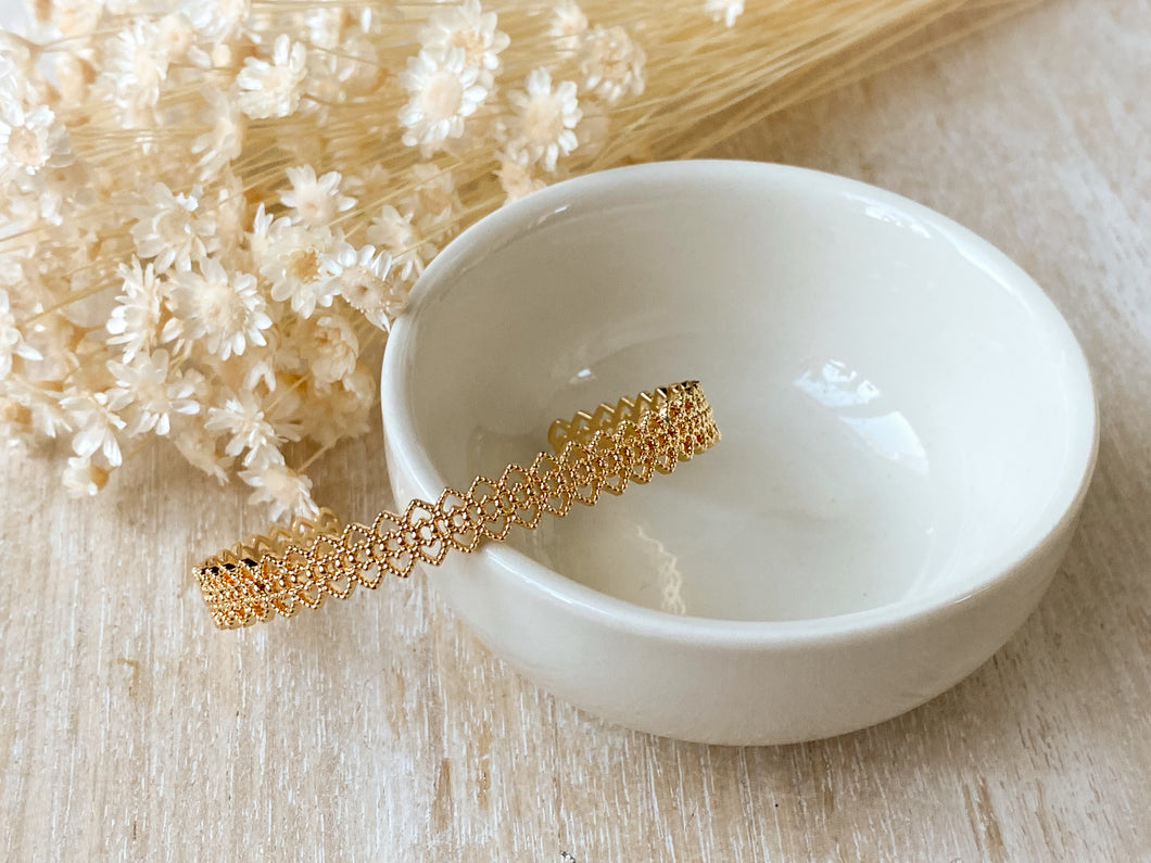 Queen's Lace Bangle