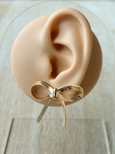 Load image into Gallery viewer, Goldie Bows
