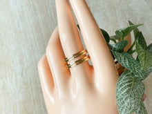 Load image into Gallery viewer, Golden Rope Ring
