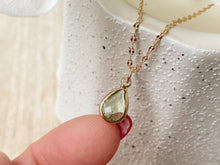 Load image into Gallery viewer, The Pura Necklace
