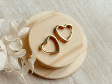 Load image into Gallery viewer, Humble Heart Huggies
