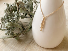 Load image into Gallery viewer, Mackerel Necklace
