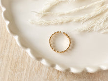 Load image into Gallery viewer, Miss Ring
