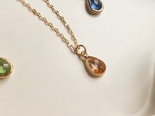 Load image into Gallery viewer, The Pura Necklace

