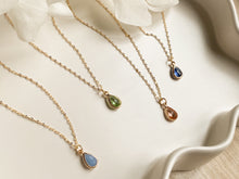 Load image into Gallery viewer, The Pura Necklace
