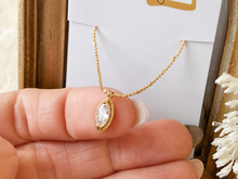 Load image into Gallery viewer, Ravenshire Necklace
